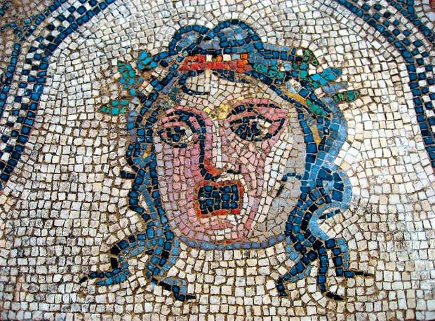 Détail de la mosaïque de Penthée, IIe siècle ap. J.-C. © Collection du musée de la Romanité de la Ville de Nîmes.